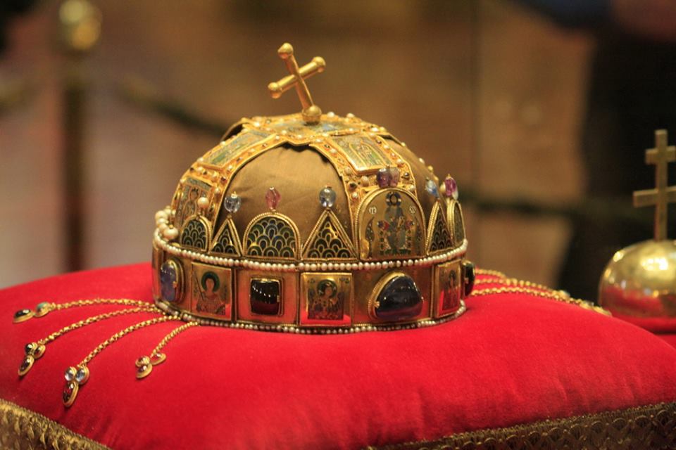 Hungarian crown.