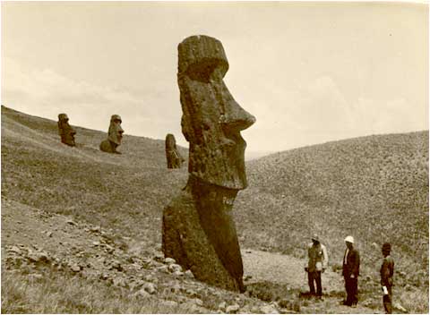 An old moai picture.